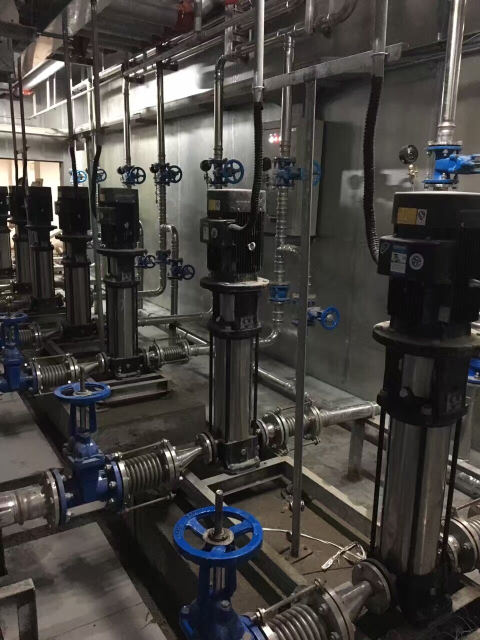 香蕉视频破解版下载香蕉直播视频观看供水管工程香蕉APP视频免费下载.jpg